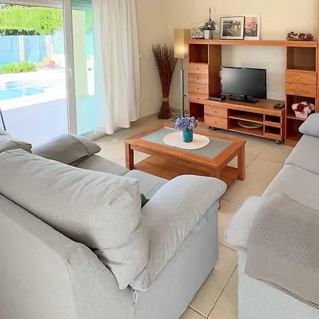 Laura Poblets Villa El Verger